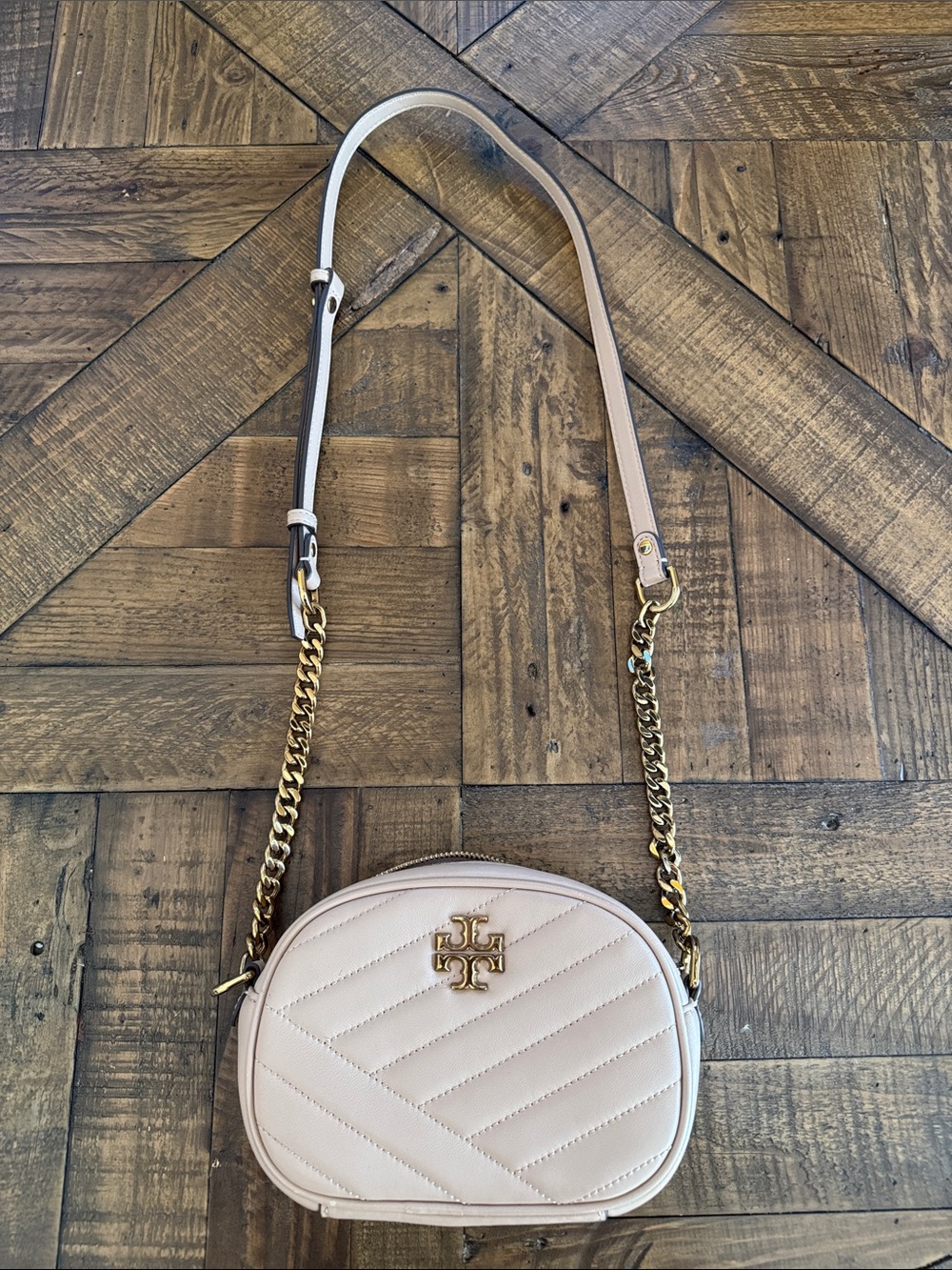 Tory Burch Quilted Leather Crossbody in Blush with Gold Hardware